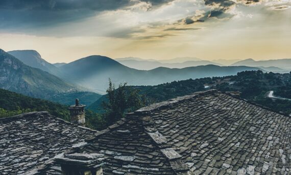 5 570x342 - A Guidebook on Properly Removing Old Roof Shingles