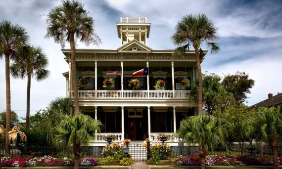 77 570x342 - Top Strategies for Saving Money on Home Construction